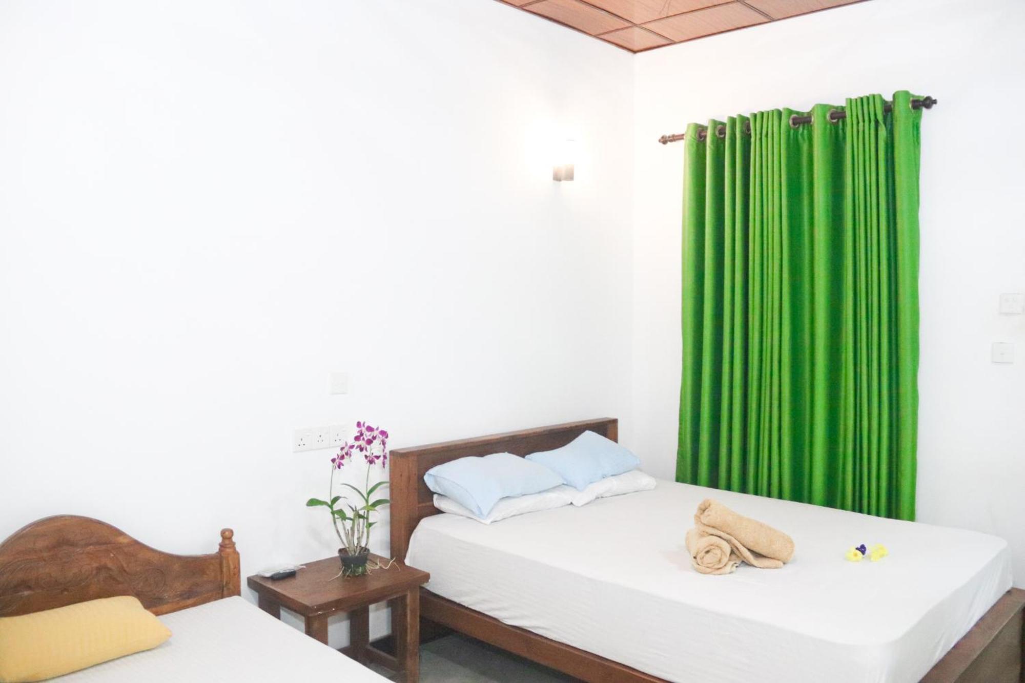 Nature Glow Cottage Udawalawe Exterior photo